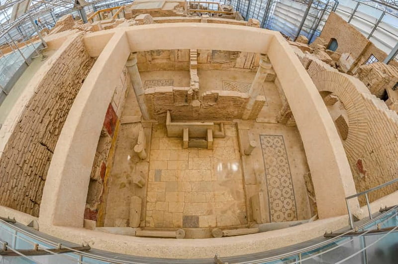 3-hour Ephesus and Terrace Houses Tour Kusadasi Cruiser Only - What to bring (and what to wear) for a 3-hour Ephesus sprint