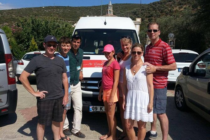 All Inclusive Private Ephesus Shore Excusion in Kusadasi - Selçuk lunch plus crafts: carpet weaving and Ephesus ceramics