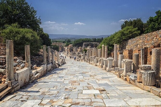 Best-Seller PRIVATE EPHESUS & SHOPPING Tour From Kusadasi Port - Air-conditioned comfort and a deluxe lunch that actually helps