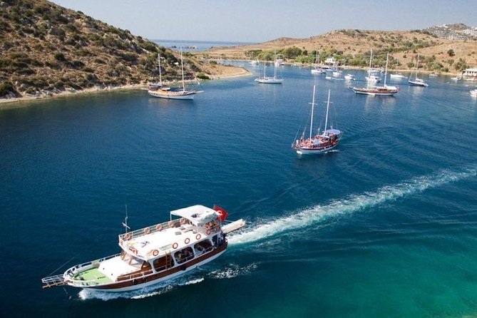 Boat Trip with Lunch From Kusadasi Port / Hotels - The three-bay route: Aphrodite Beach, Butterfly Bay, Pine Bay