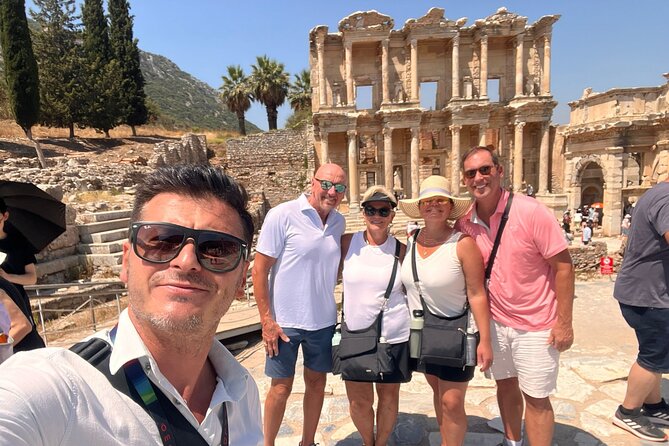 CRUISERS ONLY: Best of Ephesus Tours from Kusadasi Cruise Port - Meeting the guide at Kusadasi port without stress