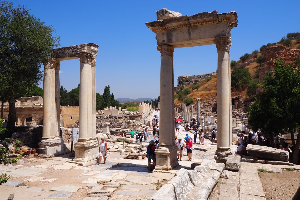 Ephesus: 4-Hour Guided Tour with Transfer from Kusadasi - Private group energy: guided, not crowded