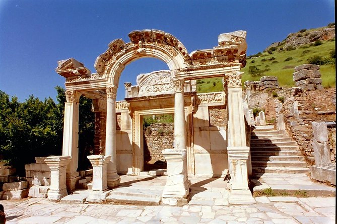 Ephesus and Mary’s House with Entry Tickets Opt. For Cruisers - Kusadası Ottoman Detour: Öküz Mehmet Paşa Caravanserai