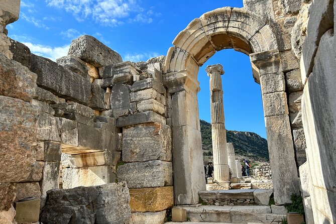 Ephesus and Virgin Mary Tour with Skip the Line, Lunch incl. - İsa Bey Mosque: Architecture + Religion Basics (Short but Useful)