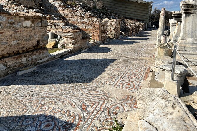 Ephesus and Virgin Mary Tour with Skip the Line, Lunch incl. - Ephesus Terrace Houses: Roman Homes, Mosaics, and Wall Paintings