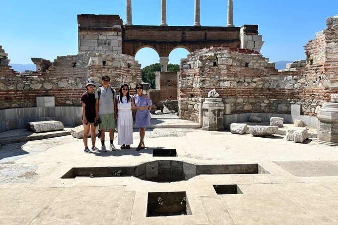 Ephesus and Virgin Mary Tour with Skip the Line, Lunch incl. - Pigeon Castle, Selçuk Town Center, and Kusadasi Seaside: The Drive Stops That Add Flavor