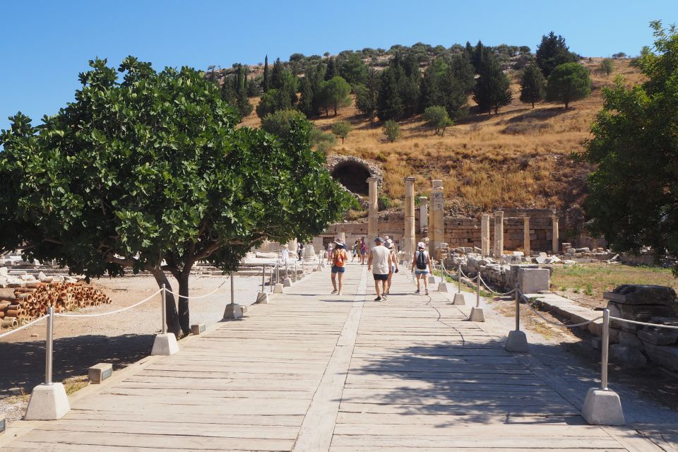Ephesus Bible Study Tour from Kusadasi or Izmir - Lunch break: plan for set menus and limited choice