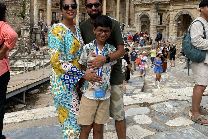 Ephesus Museum and Panoramic Ephesus Tours and Turkish bath - Should you book this Ephesus Museum, panoramic Ephesus, and hamam tour?