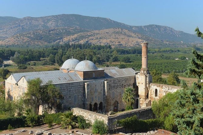 Ephesus Small Group Tour From Kusadasi Port / Hotels - Lunch at a traditional Turkish restaurant: a real break, not a token meal