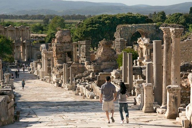 Ephesus Small Group Tour From Kusadasi / Selcuk Hotels - Ephesus day trip from Kuşadası or Selçuk: the big sights, paced for real people