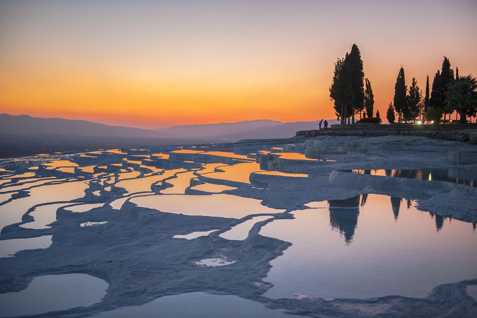 From Istanbul: Ephesus & Pamukkale 2-Day Trip with Flights - Aegean UNESCO in 48 hours: how the Istanbul rhythm works