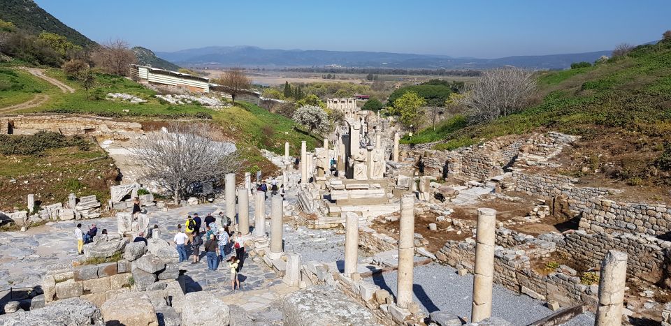 From Istanbul: Ephesus & Şirince Day Trip w/ Wine Tasting - Ephesus on foot: Marble streets, theaters, and key monuments