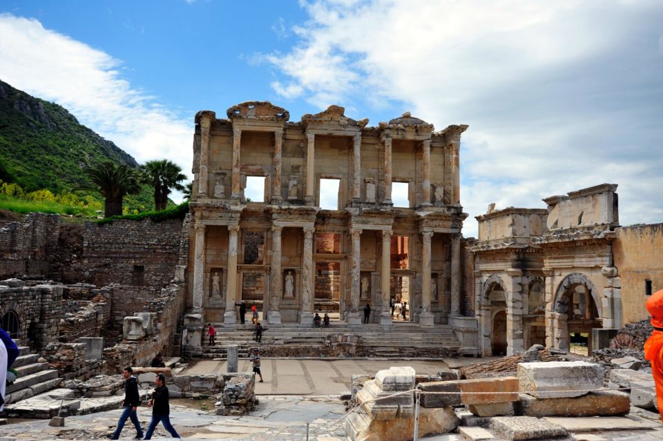 From Izmir: Full-Day Ephesus Tour with Lunch - Selçuk Lunch and the Artisan Shopping Block: How the Day Stretches