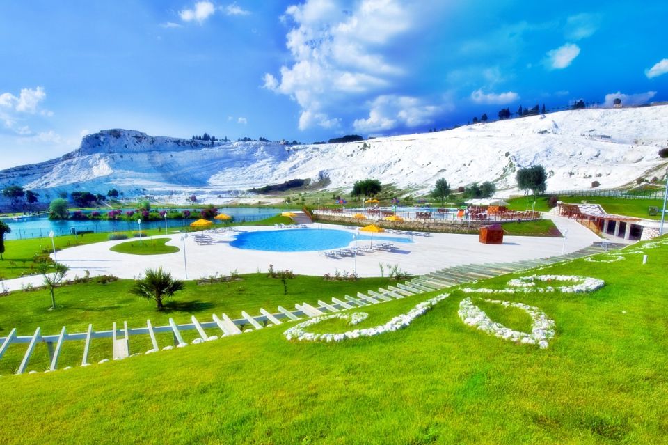 From Kusadasi and Selcuk: Pamukkale and Hiearapolis Tour - What to pack (so Pamukkale feels fun, not annoying)