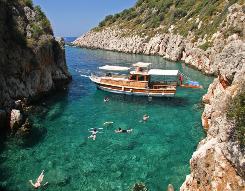 Kusadasi: Full-Day Boat Cruise w/ Lunch & Hotel Pickup - Key highlights at a glance