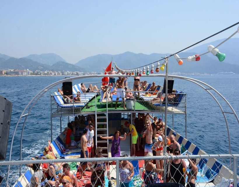 Kusadasi: Full-Day Boat Cruise w/ Lunch & Hotel Pickup - Stop near Samos: where snorkel time makes sense