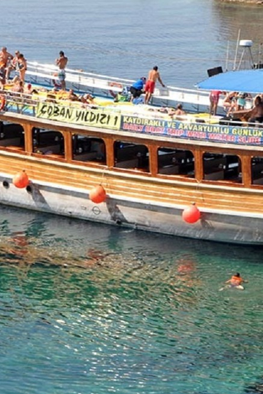 Kusadasi: Full–Day Boat Trip with Lunch - Swimming and snorkeling: three anchored bays you’ll plan around