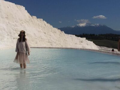 Kusadasi: Guided Pamukkale Tour - Pamukkale’s travertine terraces: what you’ll notice first