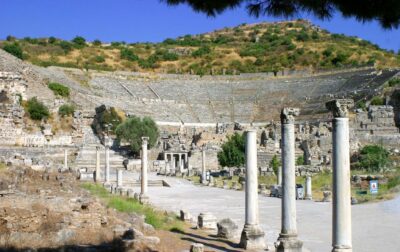 Kusadasi or Selcuk: Full-Day Ephesus Tour with Lunch - Virgin Mary House: Pilgrimage Spot With Real Atmosphere