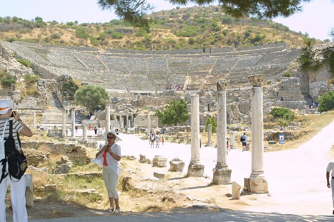 Kusadasi Port Private Ephesus Tour with LUNCH - From Kusadasi Port to Ephesus: AC transfer and an efficient start