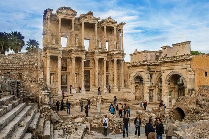 Mini Group Skip-The-Line: Best of Ephesus Tour From Kusadasi Port - Getting started: finding your name at Kuşadası Port