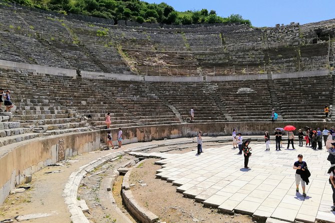 NO HIDDEN FEES : Private Ephesus, Artemission with grp. option - Stop 1: The Kusadasi-to-Ephesus Transfer, Plus a Head Start