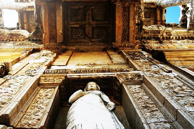 Private Biblical Ephesus Tour from Kusadasi Port with Lunch - What to expect from the guide style during the stops