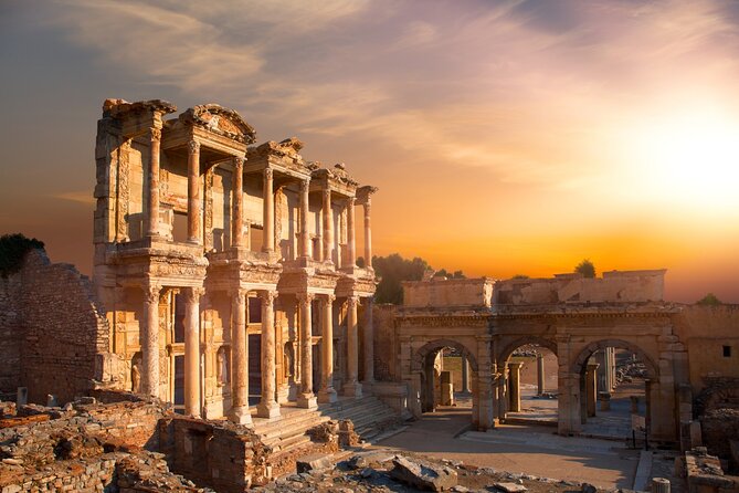 Private Ephesus & Sirince Village Tour from Kusadasi/Ephesus Port - Selçuk lunch break plus rug weaving and local ceramics