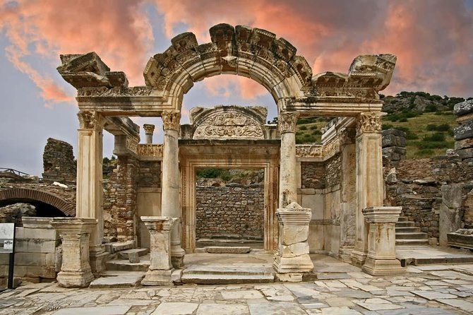 Private Ephesus &The Mary's House Tour for Cruisers(skip theline) - Lunch and Vehicle Comfort: The Hidden Value on a Tight Schedule