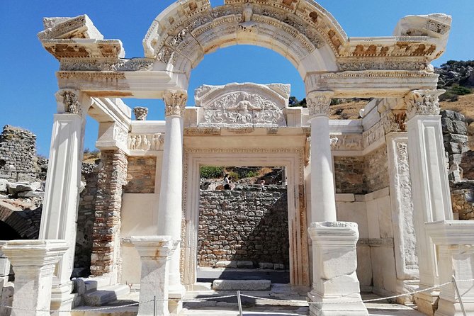 PRIVATE NO HIDDEN FEES Ephesus, Mary's House Guided Tour /GRP OPT - Entrance Fees Included: Why This $99 Price Can Make Sense