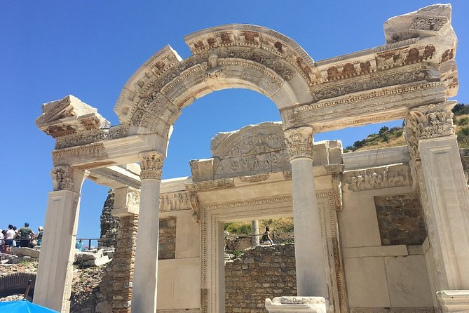 Private Tour FOR CRUISE GUESTS: Best of Ephesus Private Tour / SKIP THE LINE - Kusadasi Port Area, Drop-Offs, and How the Timing Feels