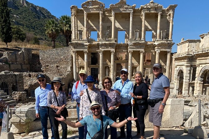 Private Tour in Ephesus and Traditional Turkish Bath from Port - Kuşadası pickup to Ephesus and Ada Saray Hamami: how the day flows