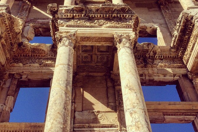 Skip the Line: Ephesus Tour For Cruise Guest - Ephesus Museum and the Public Latrine: small stops that add real context
